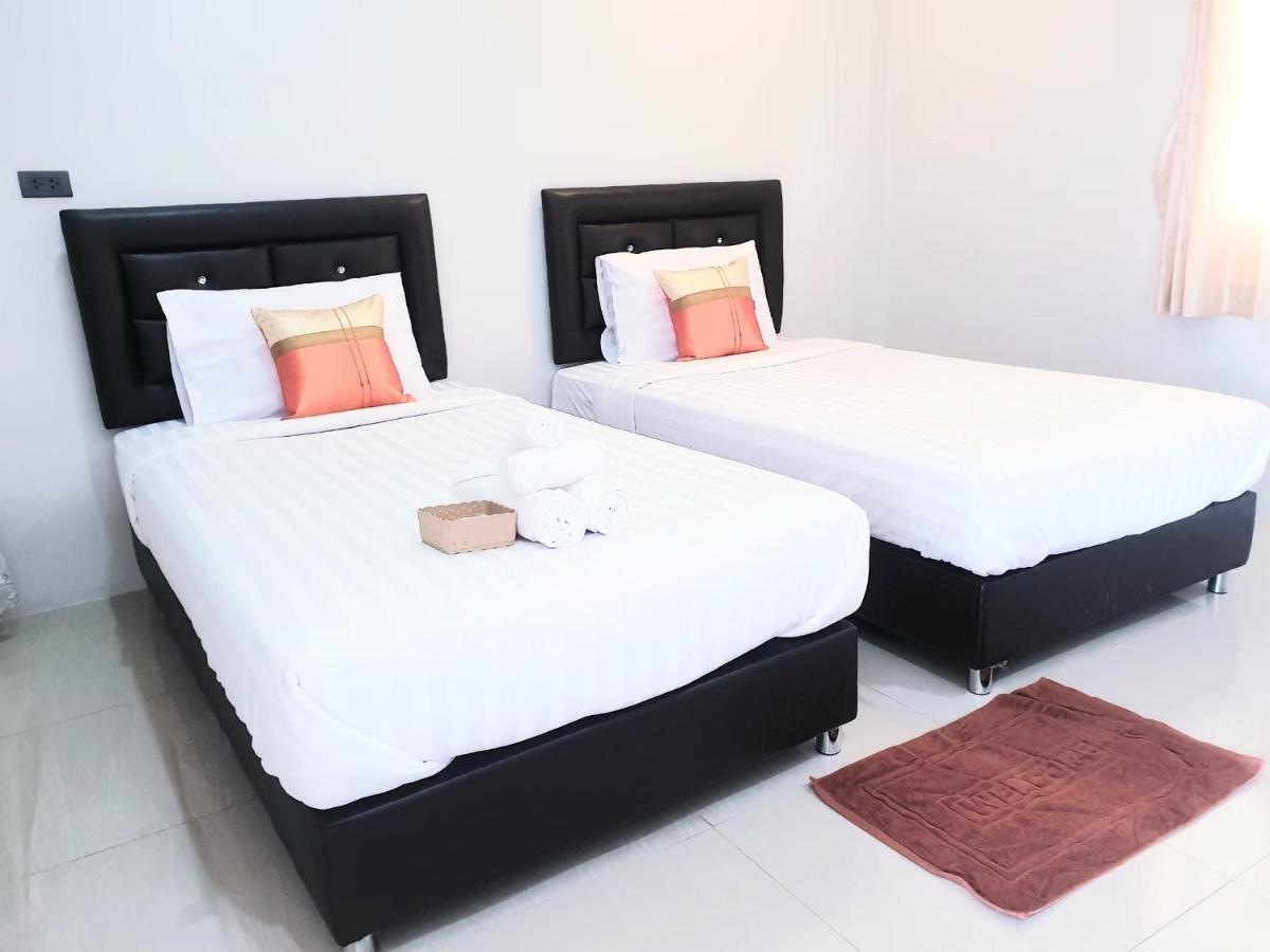 Chadaporn Mae Chaem Hotel Екстериор снимка